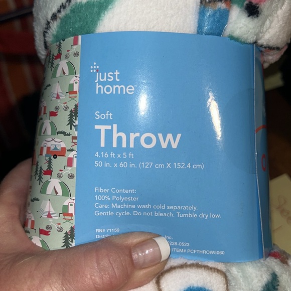 NWT Just Home Soft Throw Blanket - Picture 3 of 4